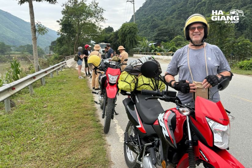 Ha Giang police station tourist permit office