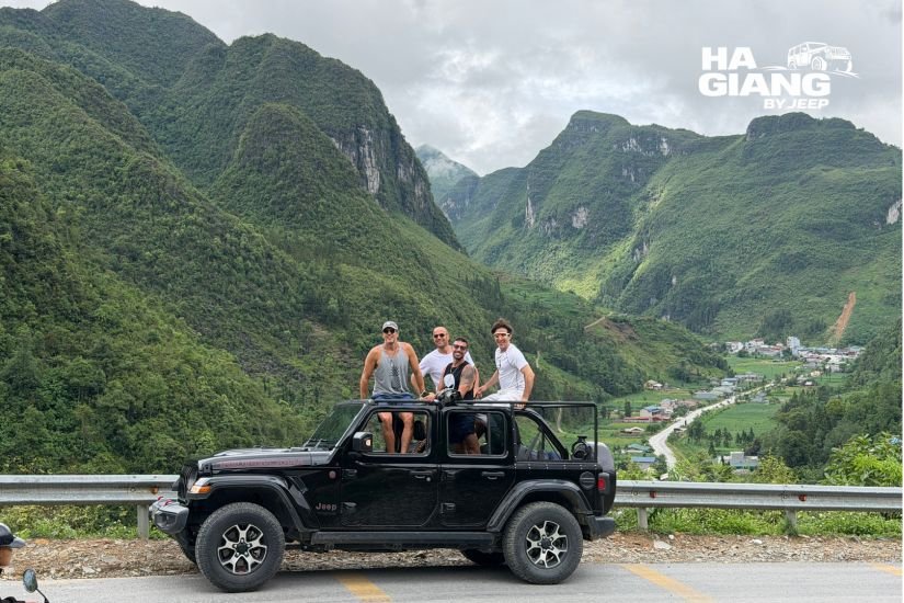 360 degree valley view from an open top jeep on the Ha Giang Loop
