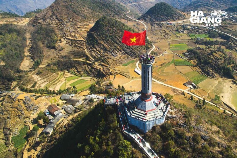 Lung Cu flag tower, a detour that only fits on a longer Ha Giang Loop