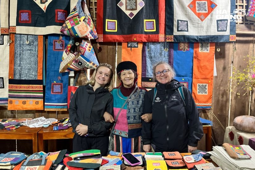 Lung Tam village artisans weaving traditional textiles Ha Giang cultural heritage