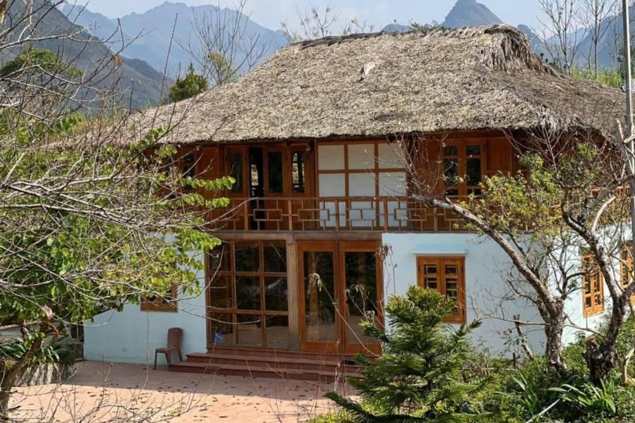 Traditional stilt house homestay in Du Gia