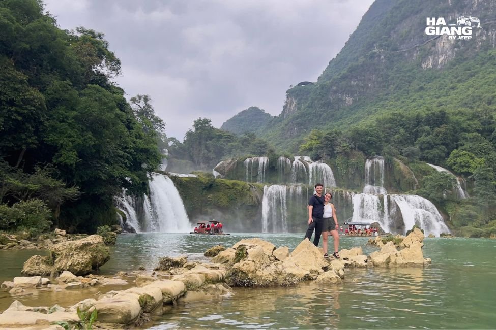 Ban Gioc Waterfall in Cao Bang on the extended jeep tour