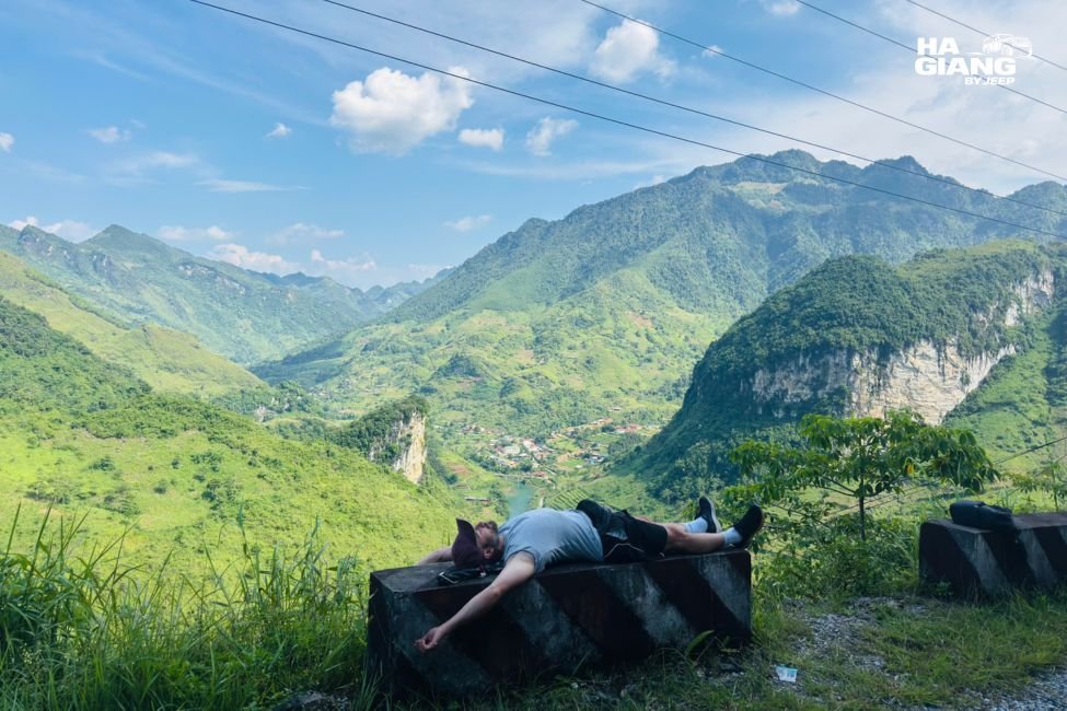 The road climbing out of Ha Giang City into the mountains
