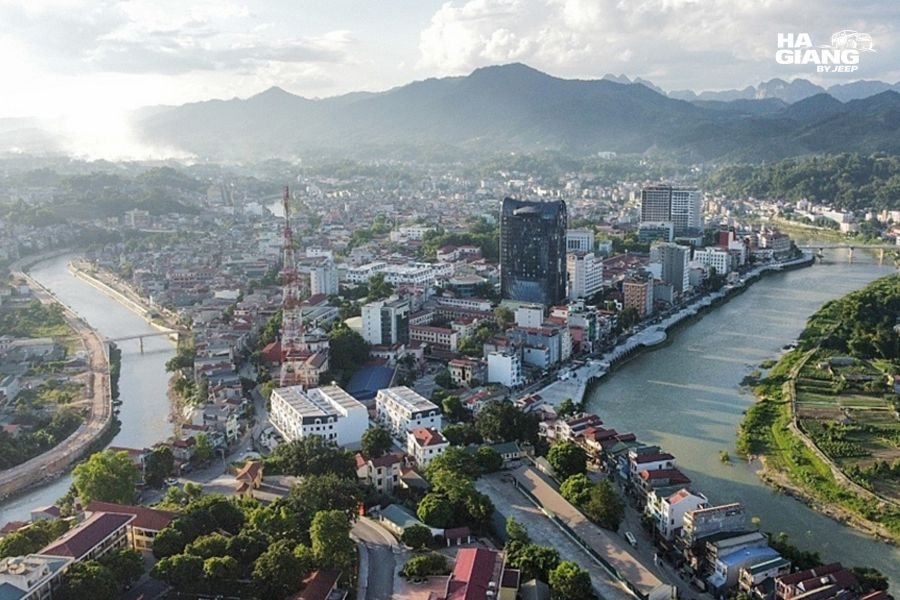 Cao Bang town, the end point of the extended Ha Giang and Cao Bang jeep tour
