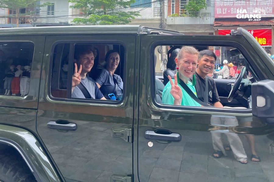 Inspecting a Jeep Wrangler Rubicon before a self drive rental in Ha Giang