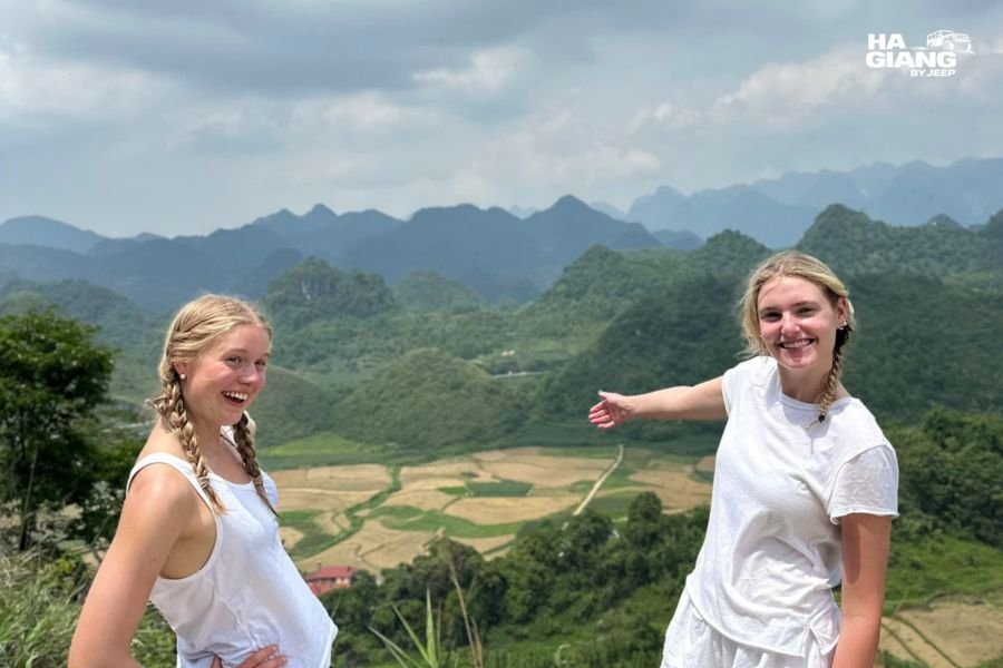 The Twin Mountains of Quan Ba seen from the road above Chin Khoanh Pass