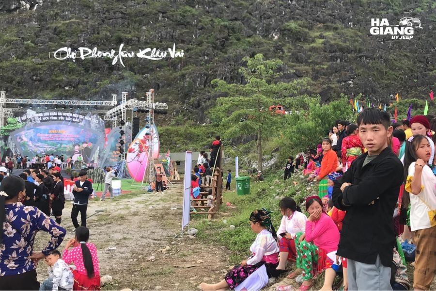 Traditional music performance during the Khau Vai Love Market festival in Meo Vac, Ha Giang