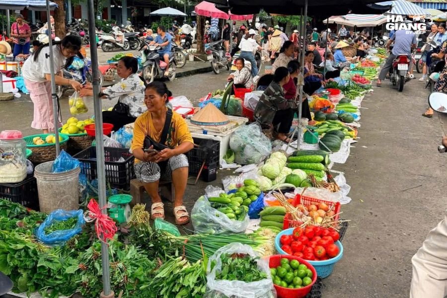 A market day in Cao Bang province, northeast Vietnam