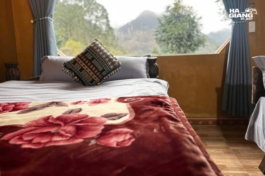 A quiet homestay in Ha Giang in the evening, perfect for couples