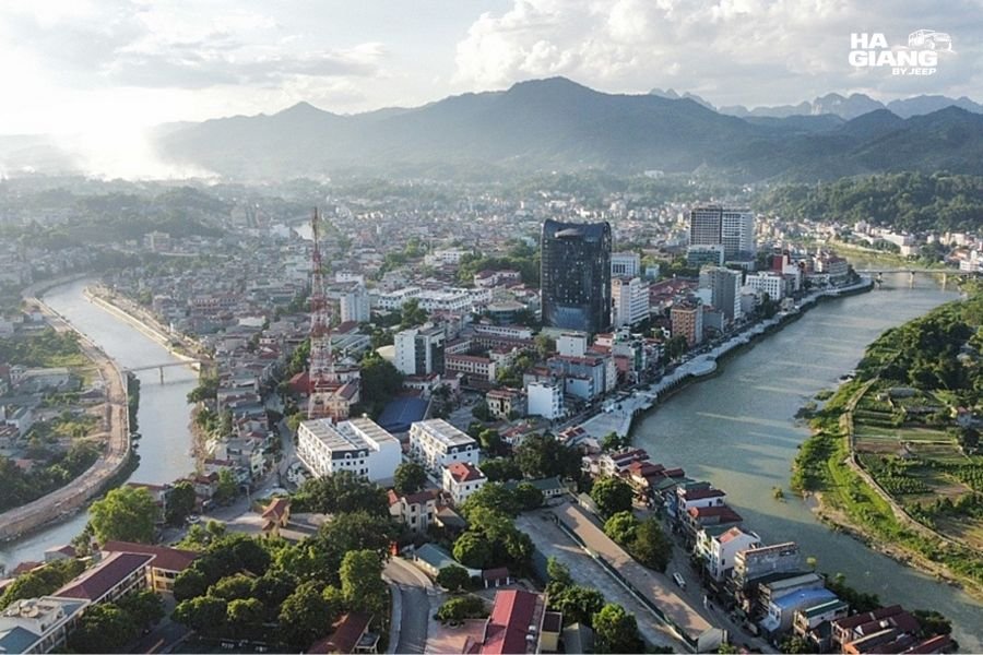 Cao Bang town from above, the end point of the 3 day loop