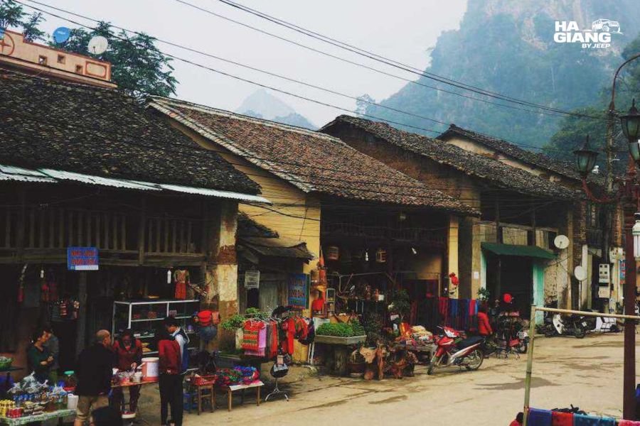 Dong Van Old Quarter in January: quiet lanes and colonial architecture in winter morning light