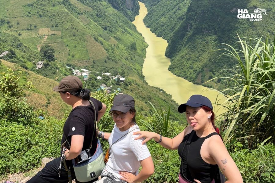 Tu San Canyon in flood season, the Nho Que River at full volume